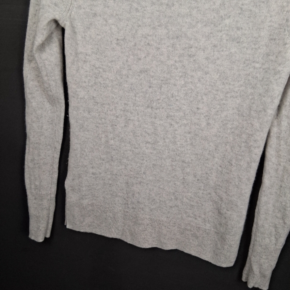Cashmere Crew Neck Sweater Halogen Gray Size S Pullover Side Slits - Picture 4 of 11